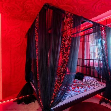 Jacuzzi - Love - Bdsm - Extra Luxury - Ev Chargger - Valentine'S Day - Red Room - Flexible Selfcheckins 28 Zagabria Esterno foto