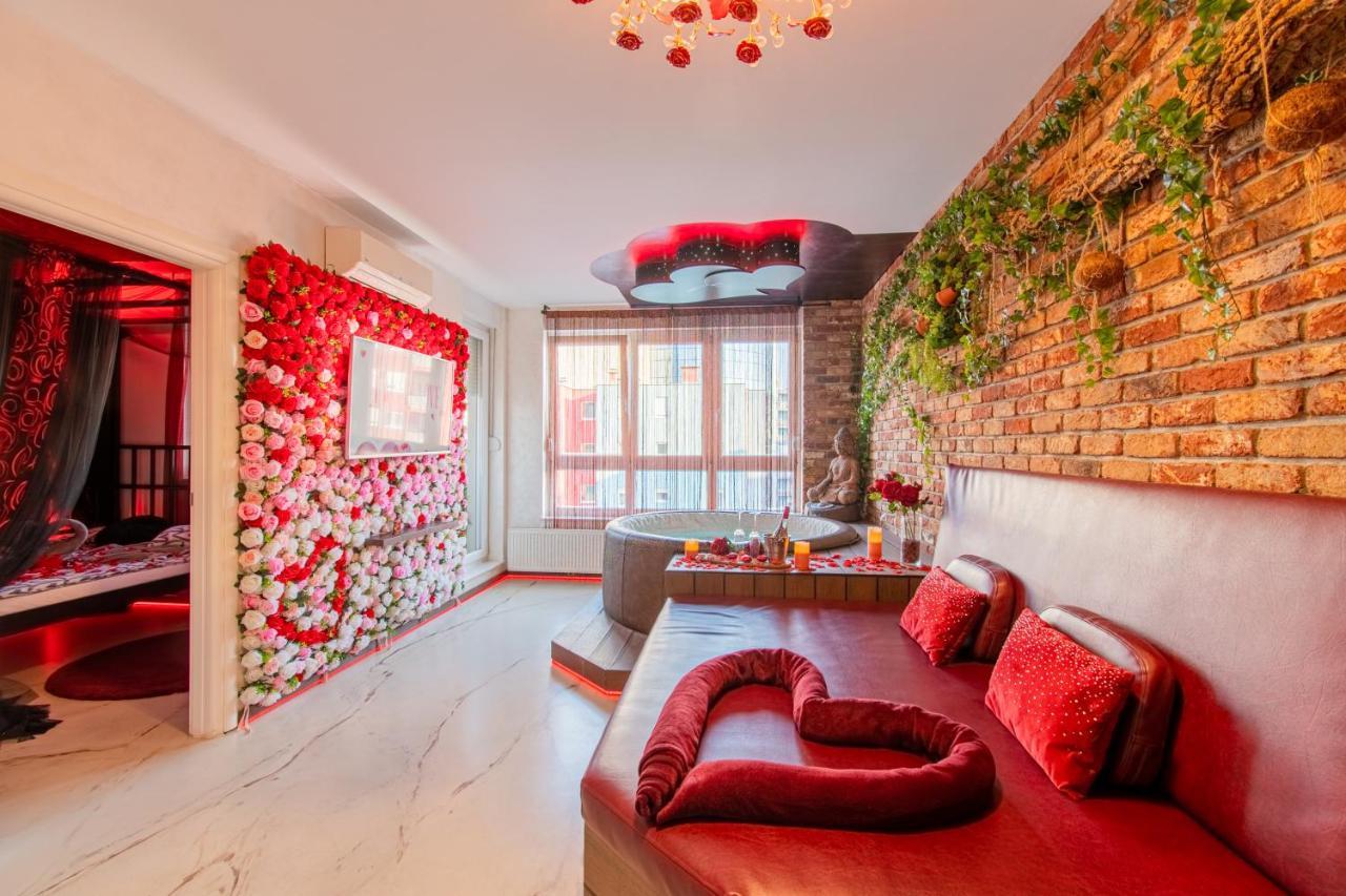 Jacuzzi - Love - Bdsm - Extra Luxury - Ev Chargger - Valentine'S Day - Red Room - Flexible Selfcheckins 28 Zagabria Esterno foto
